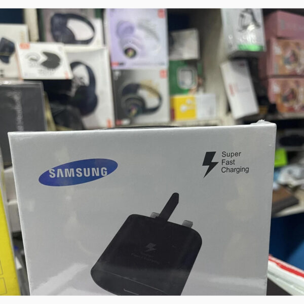 Samsung 25W Super Fast Charger Price in Ghana: Power Up in Minutes - Image 3