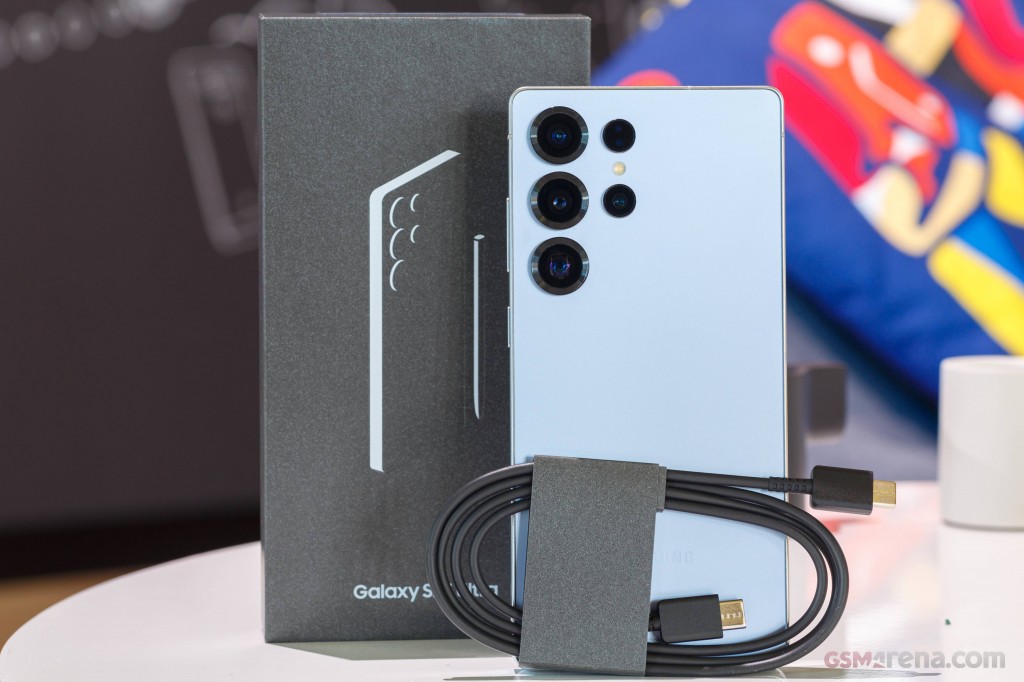 gsmarena_006